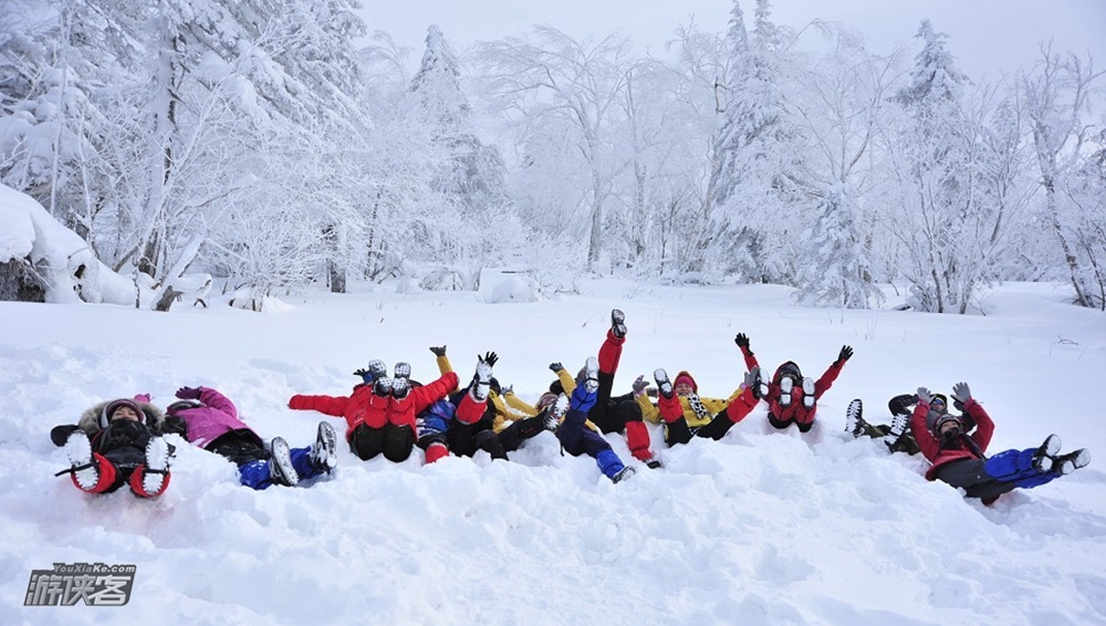 林海雪原10公里轻徒步,雾凇长廊,长白山天池,中国雪乡双温泉,万科滑雪