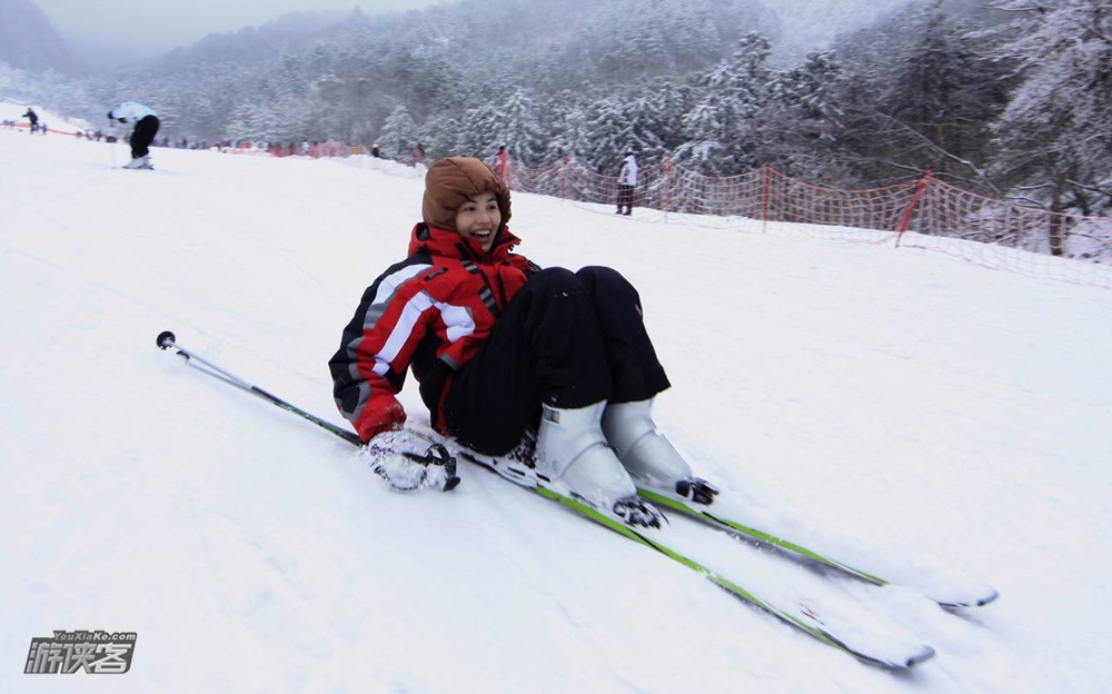 【当地玩乐·长白山度假】1-2月 吉林-雾凇岛-畅享激情滑雪-长白山北坡全景-豪华温泉 休闲度假四日游(2018全新线路,长白山+雾凇岛别致度假体验)