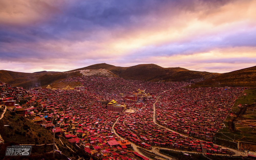 【色达丹巴4日】 深入莲花盛开的红色山谷,感受藏传佛教虔诚信仰;入住丹巴藏寨,感受中国最美民居 川西4日深度环线