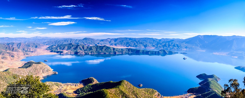 【当地玩乐·泸沽湖】2018全年 丽江-泸沽湖环湖-亲爱的客栈-里务比岛-草海走婚桥-篝火晚会,摩梭风情深度2日游(每天发团、每批成行)