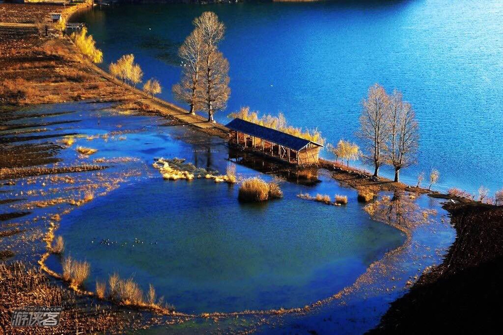 【当地玩乐·泸沽湖】2018全年 丽江-泸沽湖环湖-亲爱的客栈-里务比岛-草海走婚桥-篝火晚会,摩梭风情深度2日游(每天发团、每批成行)