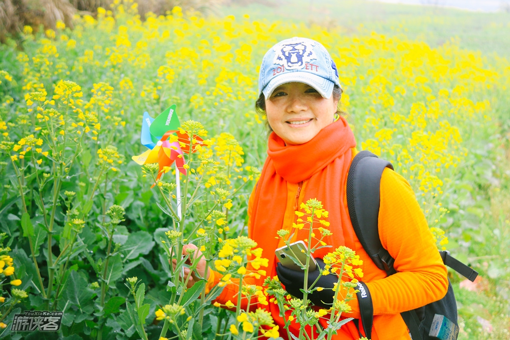 【惊艳·建德樱花·休闲团】3月,探秘建德深山里隐秘的万亩樱花山谷,逛吃梅城、建德草莓(评价:这里的樱花是一个山头连着一个山头,漫山遍野地开,简直太夸张)