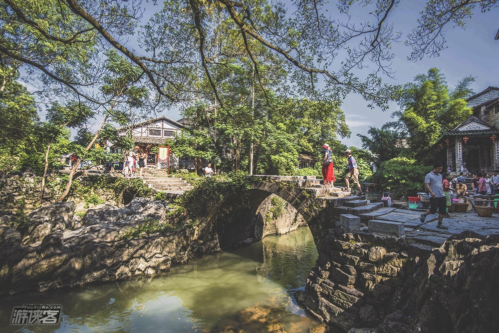 【黄姚贺元宵】2019年元宵:一年一度富川上灯炸龙节,探寻黄姚印象二三事,拜访幕后龙的传人,学习传统手工艺扎龙制作3日游(炸龙仅此一期!)