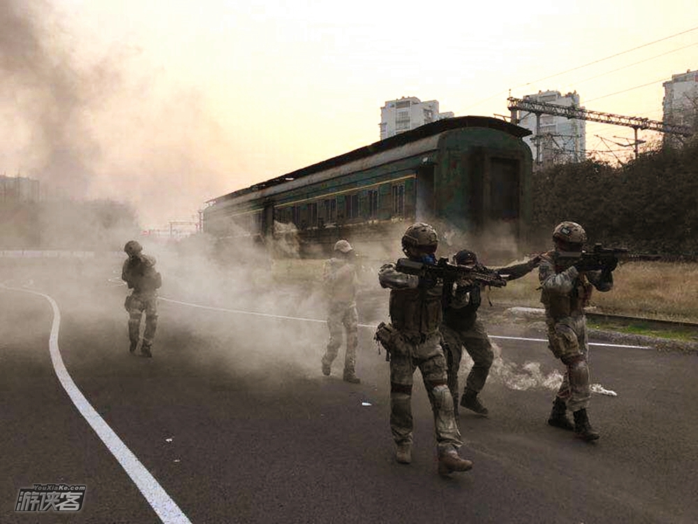 【游侠客·战狼2.0Wargame】每周日,1100平方杭州最大的室内CS空间—CCTV军事频道权威认证—杀戮小屋、集装箱、废旧汽车、油桶轮胎、木箱—带你还原最真实的军队作战场景!