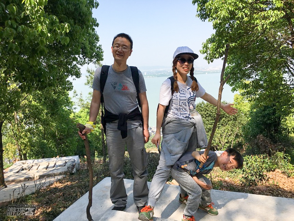 亲子·东山苜里峰 | 采橘子、放风筝,徒步赏太湖美景