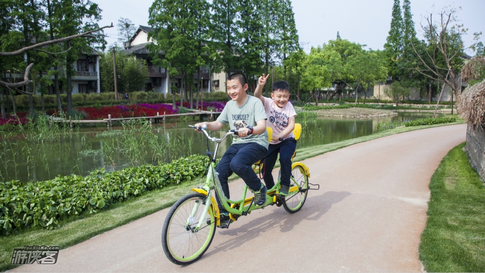 【当地玩乐·乌村】双人套餐,西栅景区+地道美食+世界互联网大会会址+茶点+乡村体验,乌镇的村子,杭州周边2天1晚度假游(1人成行)(度假玩乐系列)