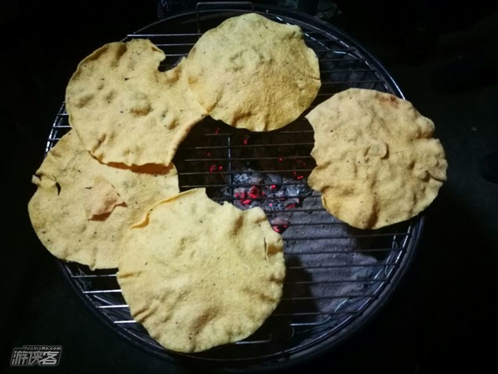 【游侠宝贝-外婆坑“村”晚大联欢】2.13-14大年初二/三，欢聚外婆坑少数民族村，欢欢喜喜包饺子迎新春！新年新气象~徒步登高百里丹霞步道，看神奇的欧米伽大拐弯