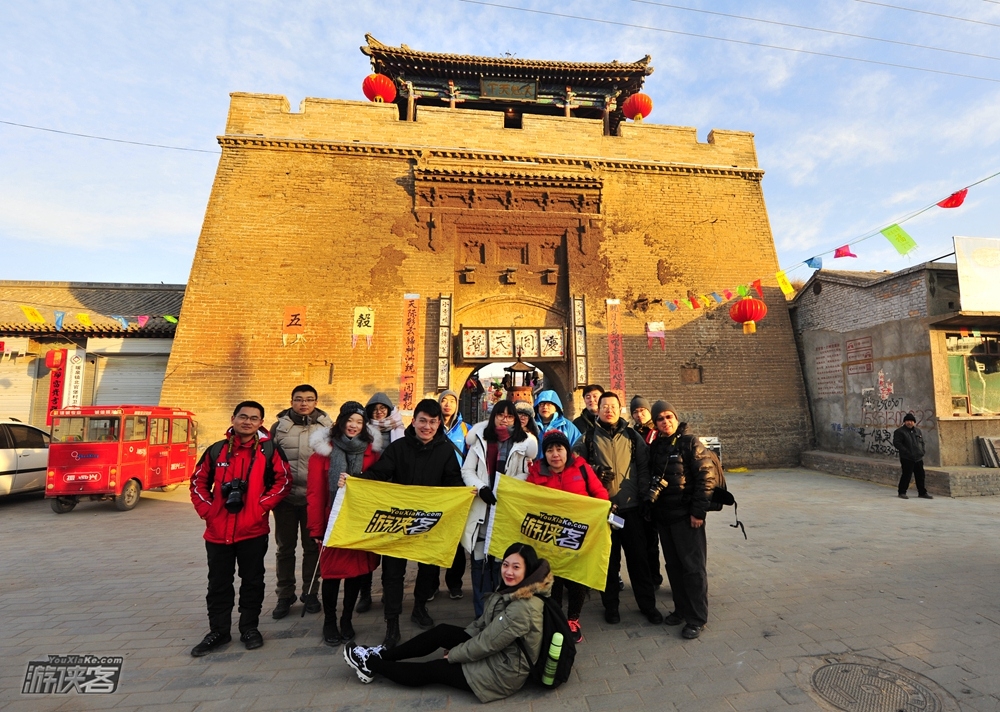【品味塞北】春节 乐享冬奥圣地东方达沃斯崇礼滑雪、养生温泉三马坊、探秘人文蔚县暖泉打树花三日之旅(春节假期)