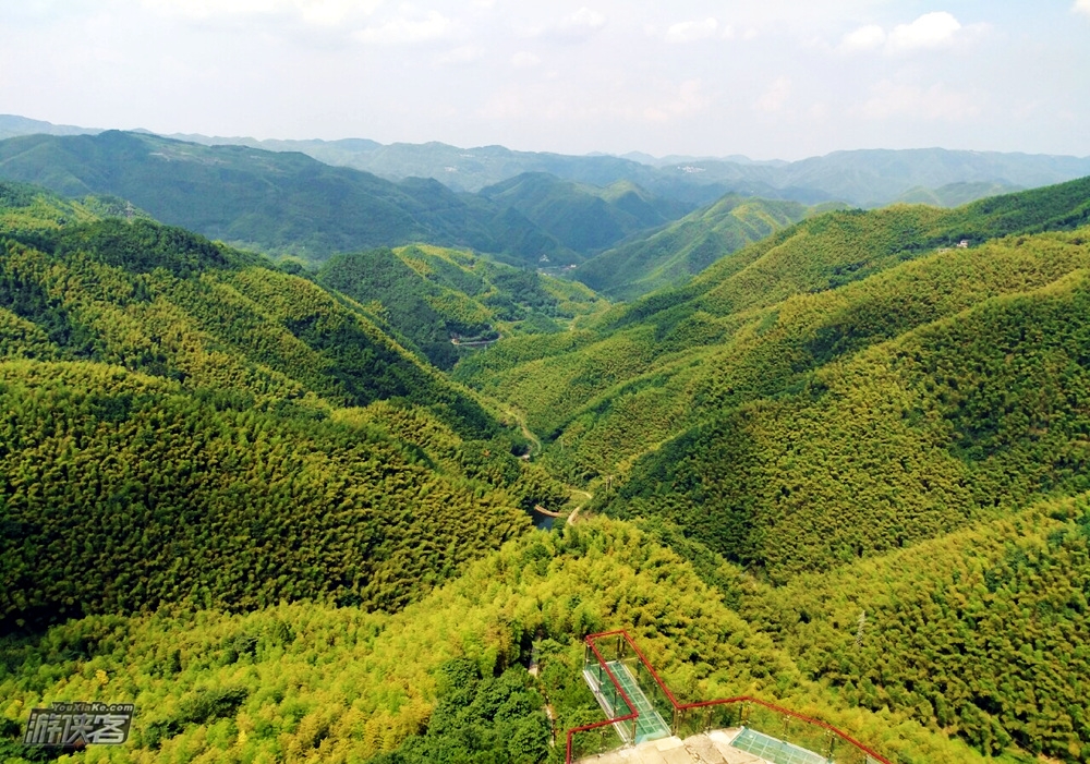 【游侠宝贝·鹿亭乡踏春】五一假期，带娃徒步大岚秘境，登顶狮峰台看四明山，晨雾览姚江源头采高山茶+制作梁弄大糕+寻觅迷你火焰山