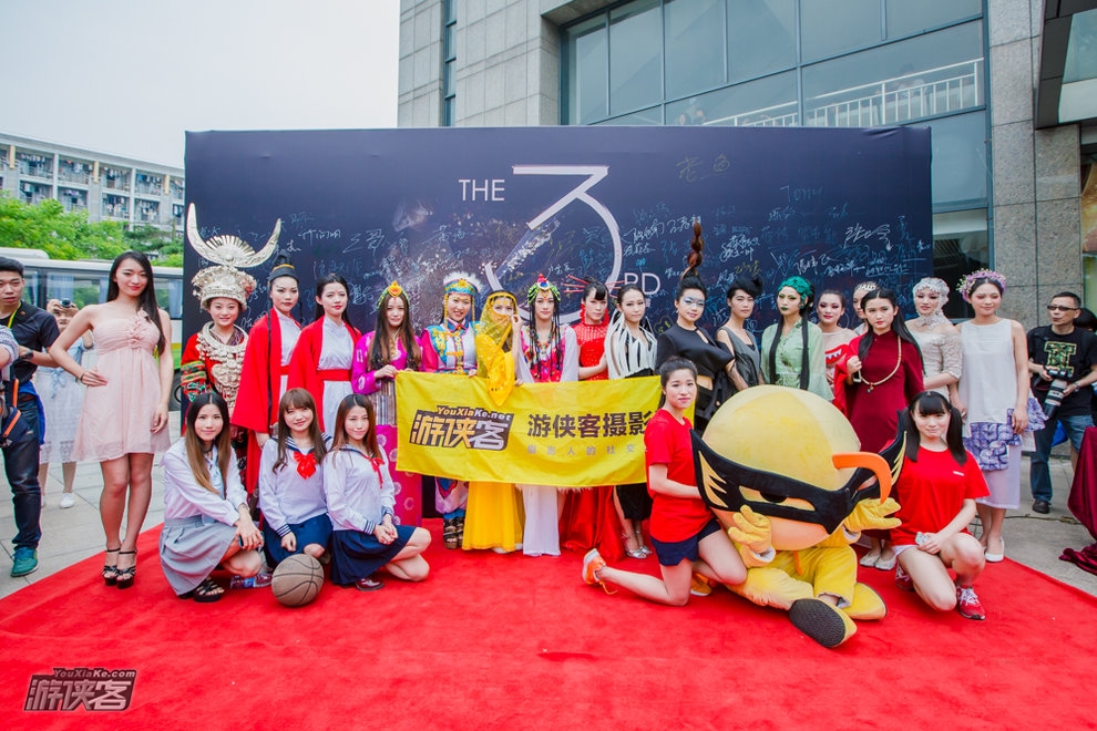 【2018·华东“摄影盛典”】5.26周六 游侠客&佳能携手国际顶尖摄影名师 · 缙云摄影展 · 顶级器材 · 百变游女郎 ·万元大奖 · 各种惊喜风暴来袭！