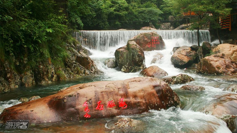 【特惠·西天目】4.15周日,漫步西天目,听禅源寺钟声,行走在火山大石谷的山野长廊中,惬意得享受春日的舒爽!
