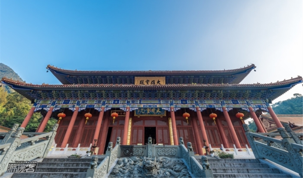 【特惠·西天目】4.15周日,漫步西天目,听禅源寺钟声,行走在火山大石谷的山野长廊中,惬意得享受春日的舒爽!