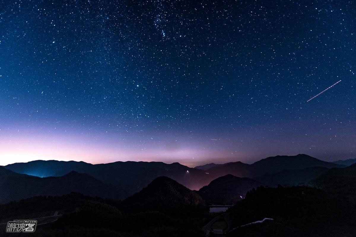 天荒坪避暑追星露营之旅,手把手教你拍摄星轨银河流星雨,夜景光绘