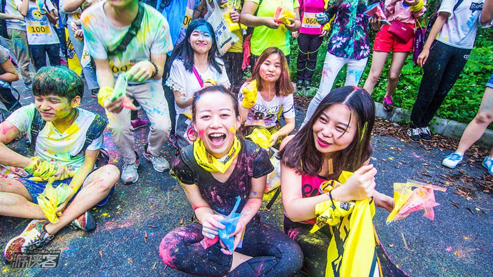 【重庆·彩色趣味登山】10.21周日,重庆首届彩色趣味登山,彩粉炸弹下释放无限潜力,化身超级英雄,彩爆朋友圈(名额已满)