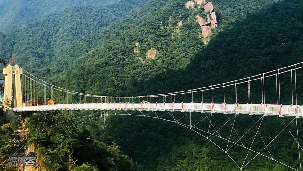 【太湖源·玻璃桥】11月,漫步碧水青山太湖源,挑战华东最大悬空玻璃桥,听觉、视觉、触觉、动感等全方位的体验!