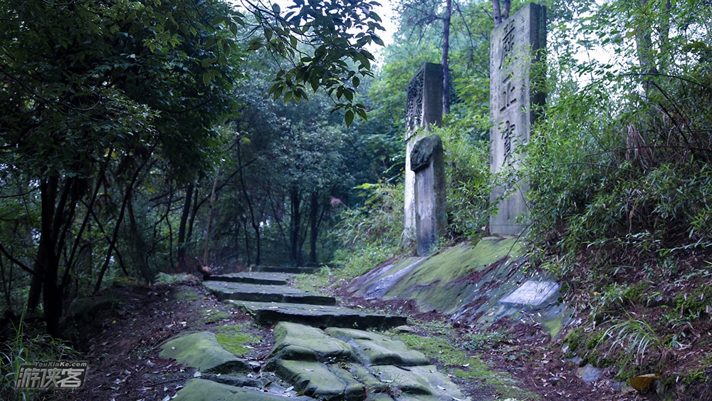 【古道·成渝】9月,踏临古三县交界处,寻银杏树下古老寺庙,重访商贸古驿站,观汉唐巴蜀的古道遗珠(重庆·18km特惠徒步)