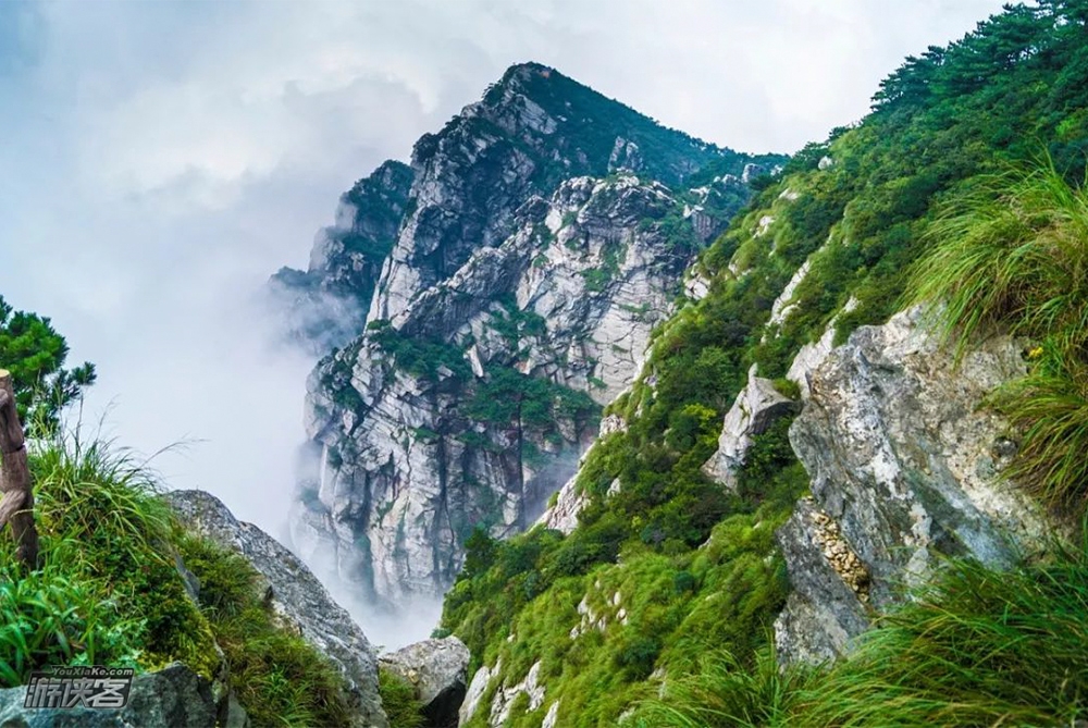 【赣北奇遇·诗画庐山】4.5-9清明假期,江西南昌+庐山风景区+瓷都景德镇+婺源篁岭+三清山;从诗中秘境庐山,至江南第一仙峰三清山,玩转赣北精华,5日深度环线(赠送索道/景交;一网打尽赣北精华)