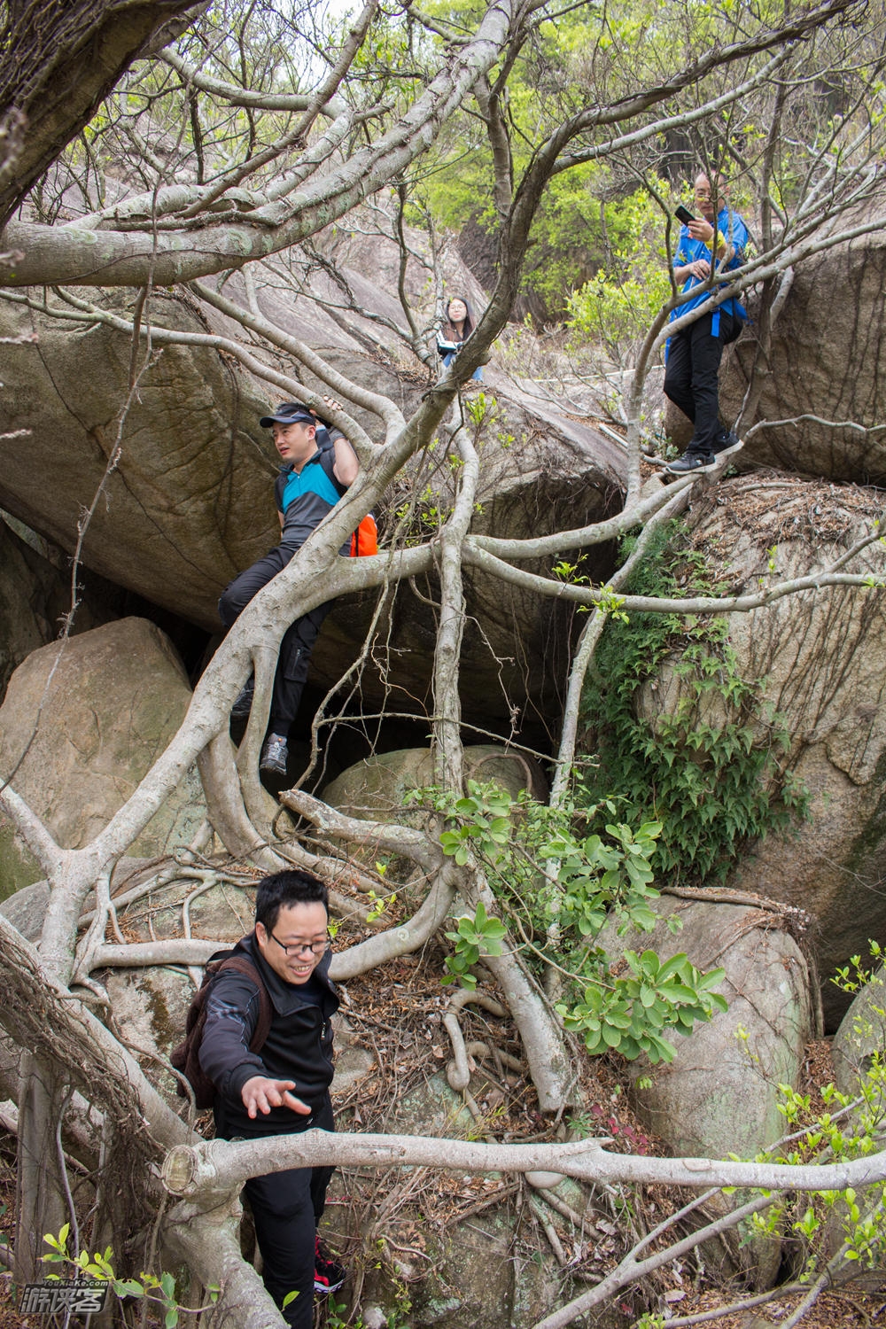 【特惠 · 网红双谷】4.21周日,徒步花香山村公路,激情翻滚滚蛋谷,云顶岩眺望碧海金门,挑战高难度天心谷,庆祝游侠客成军10年特惠!