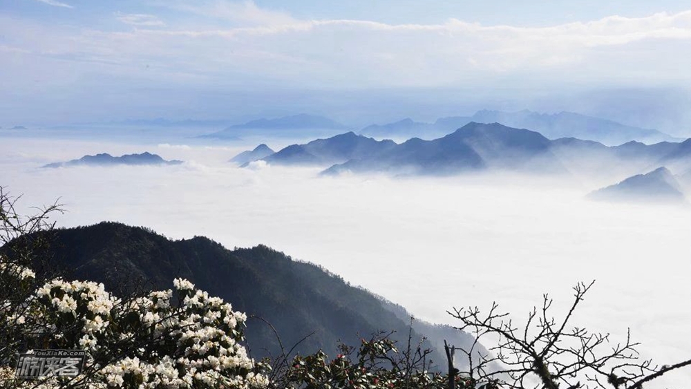 【登峰造极·铁瓦殿】4.22周六 9小时超级挑战，铁瓦殿席卷归来 ,山脊间与云海擦身而过，成都单日虐线之首 （6星虐线，拒绝新手，请携带48小时内核酸出行）