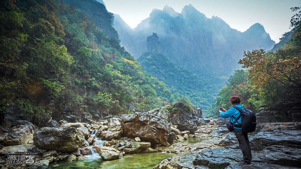 【云台山2日游】可选郑州洛阳出发,天天发团,中原山水代表云台山,探寻中国山水园林文化,寻访鼻祖“竹林七贤”的隐居地,景区内一晚住宿(2日休闲深度游)