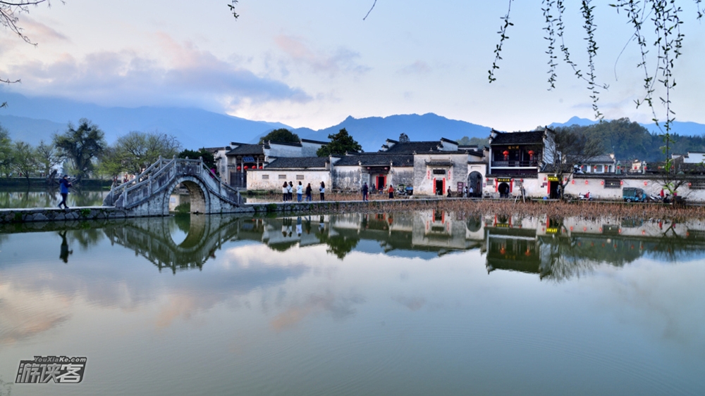 【宏村+西递1日跟团游】黄山市区酒店接送,双5A景区,水墨徽州画里民居游,含景点大门票,宏村西递一日游!(散拼日游,高性价比)