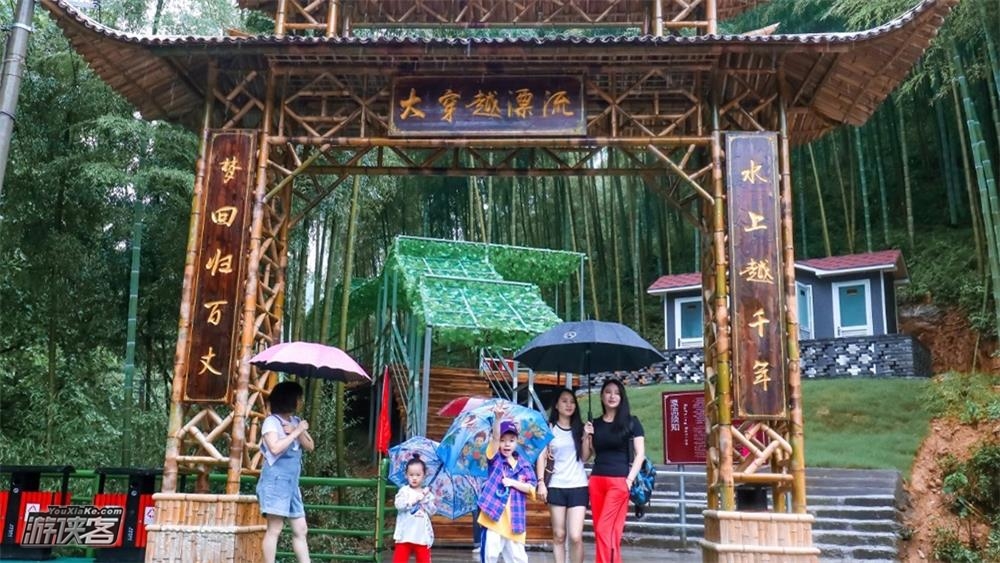 【亲子特惠之当良渚遇上漂流】8.17周六,亲子穿越良渚文化:良渚博物院+良渚文化村;超爽360度悬空玻璃+峡谷河道漂流,感受文化与玩乐混搭的一天