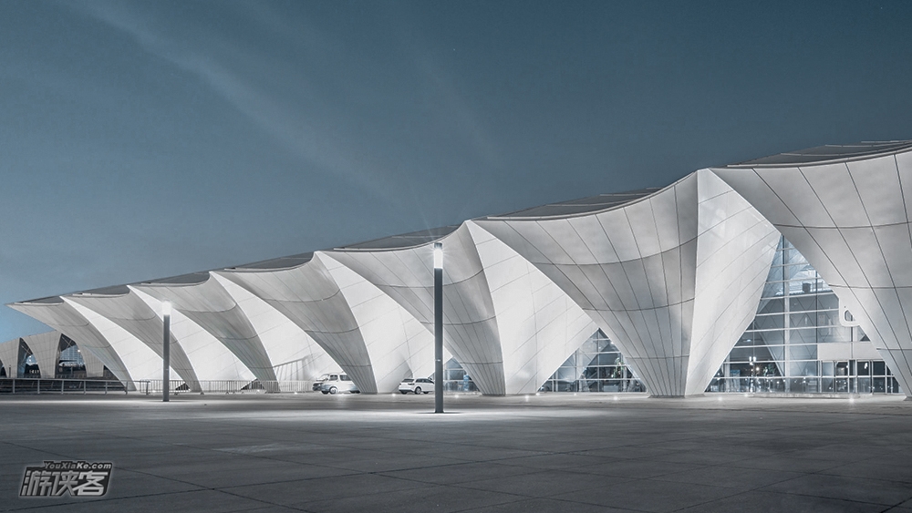 【City Photo·东方体育中心】打卡东方体育中心、涌恩堂|开启建筑拍摄之旅,轻装上阵打卡城市地标|足不出沪,拍摄网红建筑大片