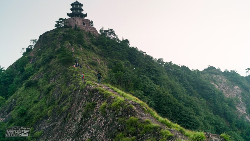 【野攀·白云脊】2-4月,两天时间4条山脊线;穿越金华山脊线,永康金典穿越线笔架峰,征服穿越白云山,打卡齐险“鲤鱼背”,进阶技术线!(野攀升级)