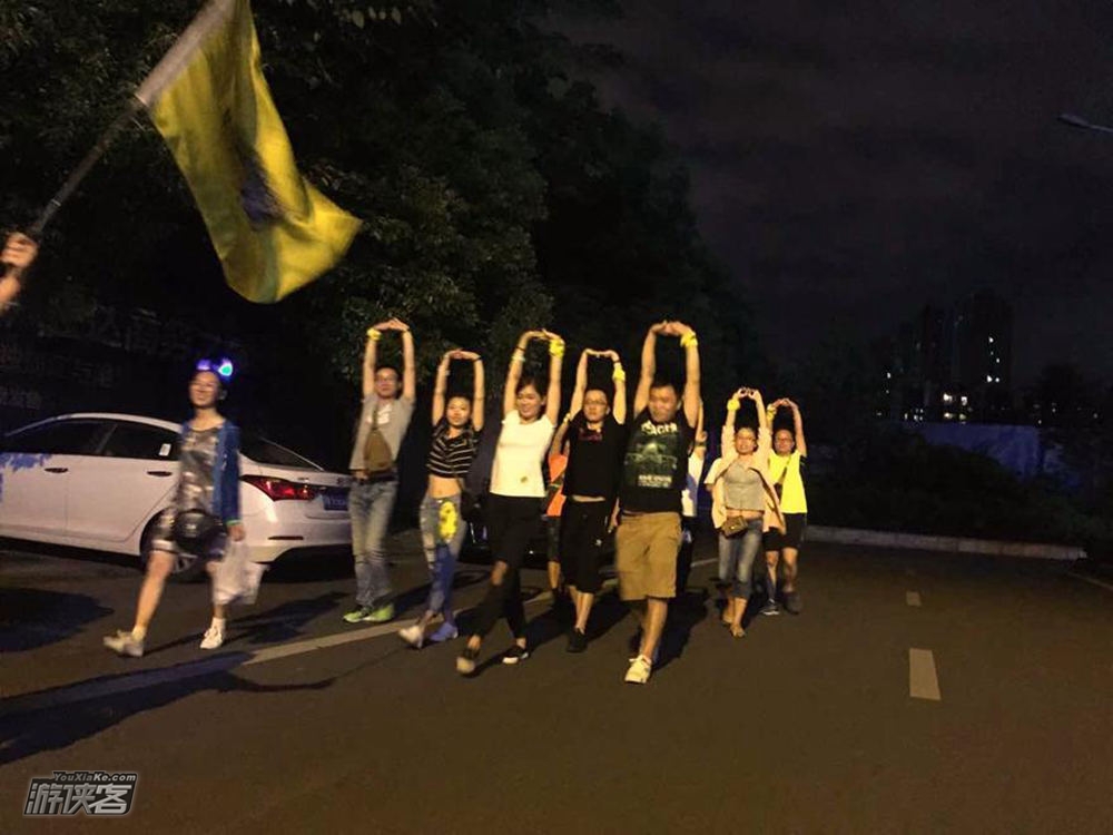 【朝阳行动】9.30晚,25KM通宵城市夜徒,黑夜出发,直达黎明,观礼国庆天府广场升旗仪式,为祖国70周年庆生!(名额已满)