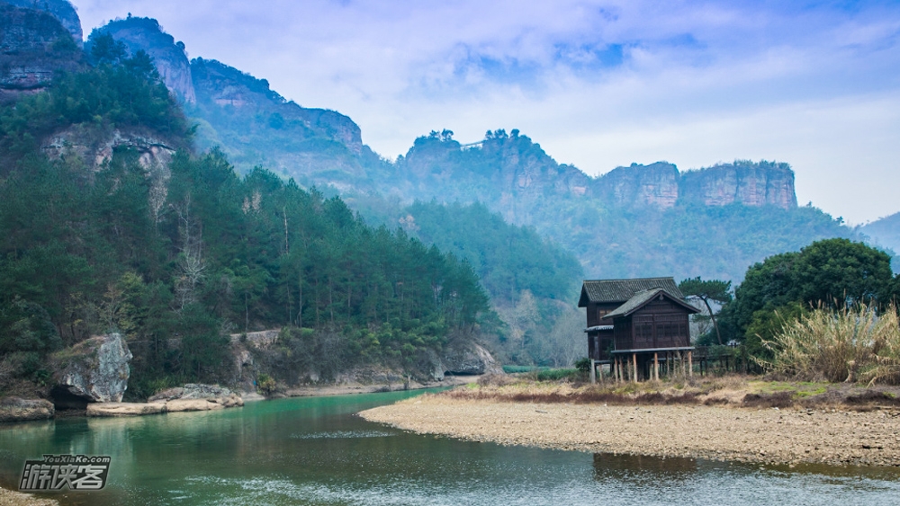【武侠梦新昌·穿岩十九峰】1.16-17，江湖有乾坤，豪情跨古道，穿岩十九峰，访旖旎云上隐村，云海青峰谷地茶田，观云海日出，赏百里丹霞（拉练同款，众领队强烈推荐）！