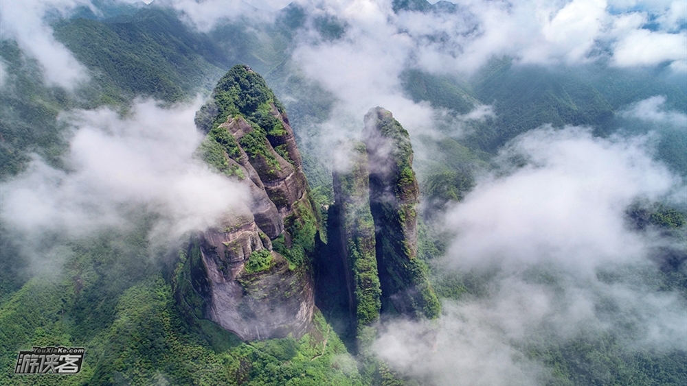 【宝藏小城 · 寻梦江山】探访世界遗产-江郎山/寻梦深山古镇-廿八都/观抖音网红甩饼/跟着非遗传人访古寻今/雅趣制陶/夏日限定漂流/入住金宿级江南宅院