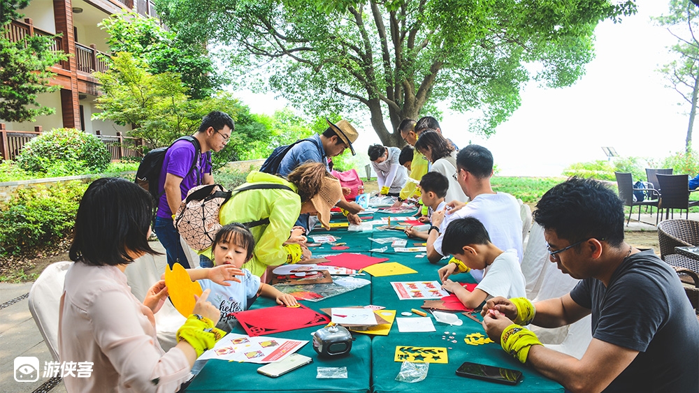 【好评如潮·嗨游贡山岛】10.4/5/6,上岛撒欢,小游戏大欢乐;动手自制爽口冰粉,DIY卡通团扇;打卡绿光森林&《都挺好》茶田&美式别墅(1日自驾免费停车)