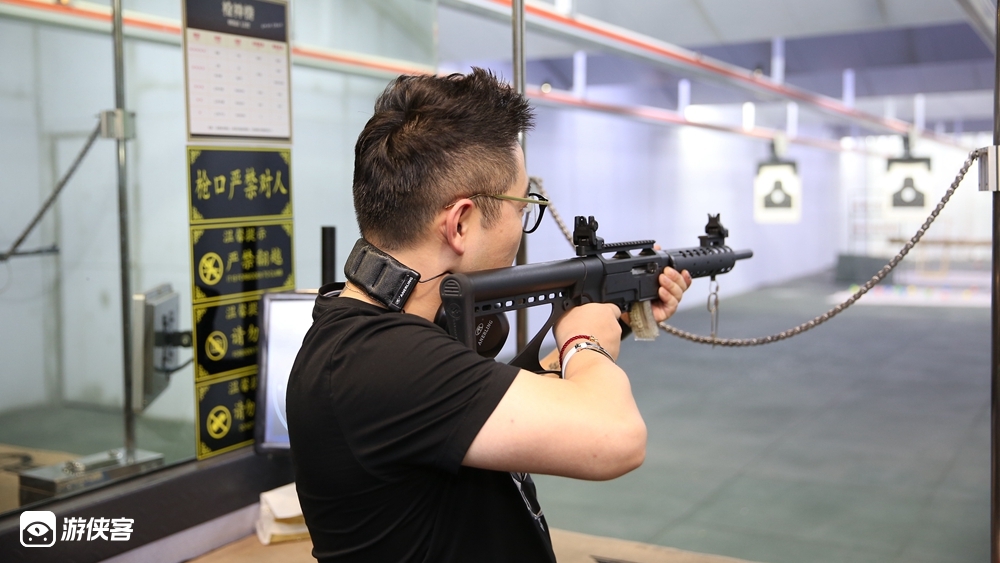 【实弹射击-刺激战场】富阳森川实弹射击俱乐部，4.5mm铅弹训练、5.6mm小口径9mm大口径实弹射击。西格绍尔/贝雷塔/鲁格/Em316/卡宾枪多种枪型任你选！