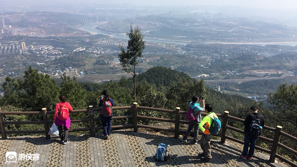 【遇见·猪头寨】11.7周六确定成行！登高远眺180°回旋嘉陵江，密林古道八角石塔，寻找残留的茶马古道（重庆·周边10元徒步）