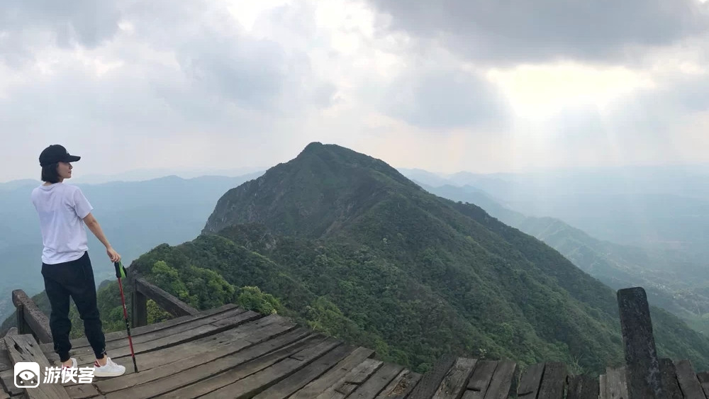 清远大罗山丨登清城第一峰,赏山顶险峻秀美石峰
