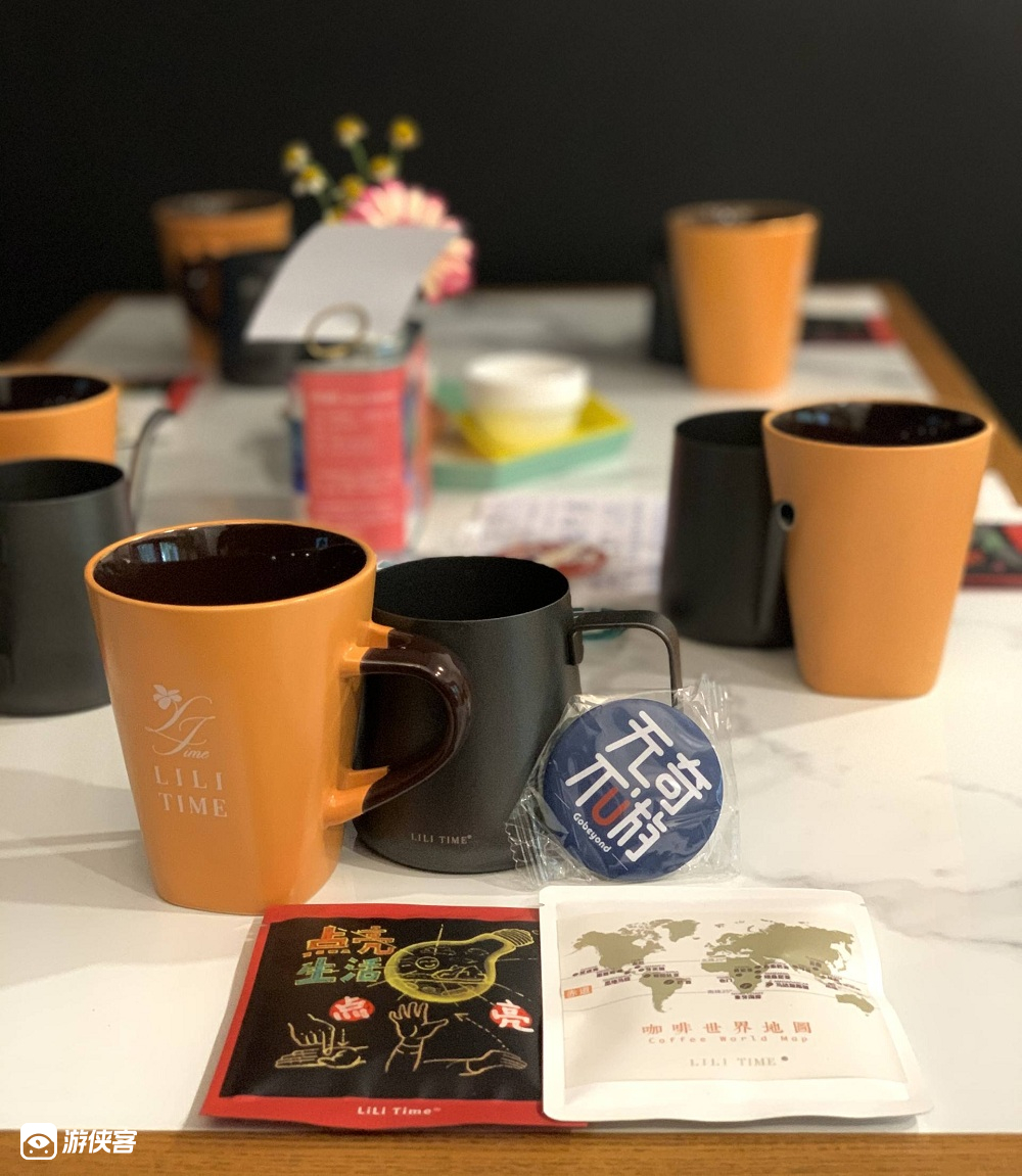【不一样的探店】隐秘而伟大，探店之旅在上海“最”独特的咖啡店里，专业精品咖啡课教学，与听障咖啡师互动学趣味手语，听人和聋人公益共创行动，为城市服务者送上祝福咖啡