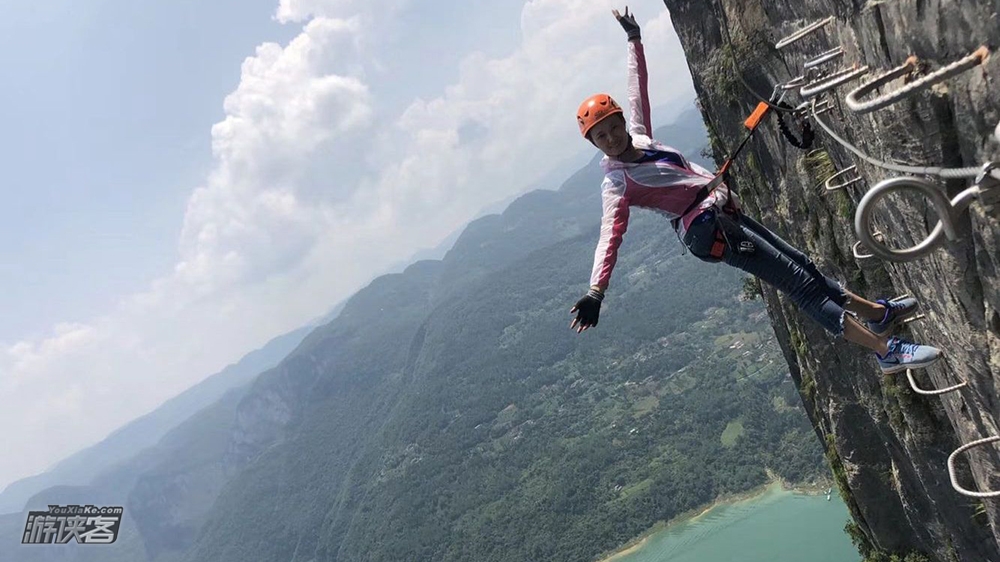 【绝壁芭蕾·飞拉达】6月:重庆高铁往返,一场绝壁攀爬,空中走廊,与岩