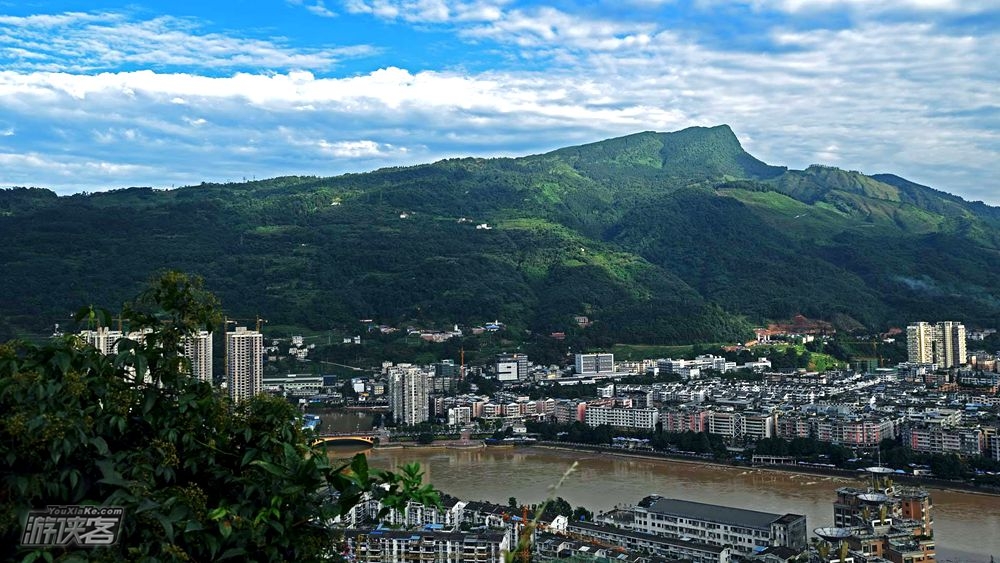 23周六 雨城新雨后,白日梦雅洲,登雅安周公山,挑战1200米疾速爬升