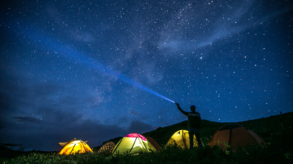 英仙座流星雨|关山牧场·亲子畅游北方小瑞士