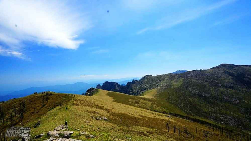 【秦岭十八峰·鹿角梁】 登顶极目远眺,跑马梁,兵马营,冰晶顶,光头山