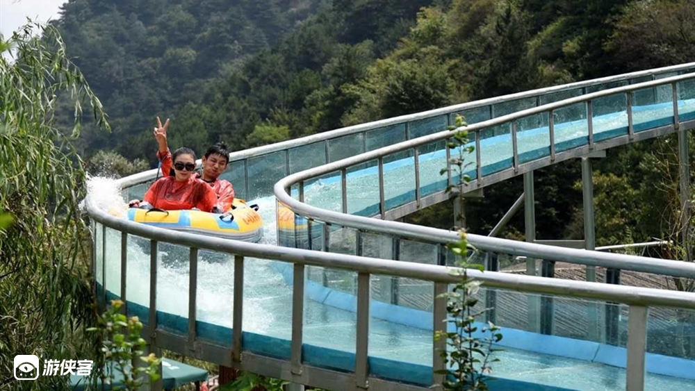 徒步盐帮水道,醉美9曲18道弯;班竹山,游云峰栈道 玻璃栈道 高空漂流