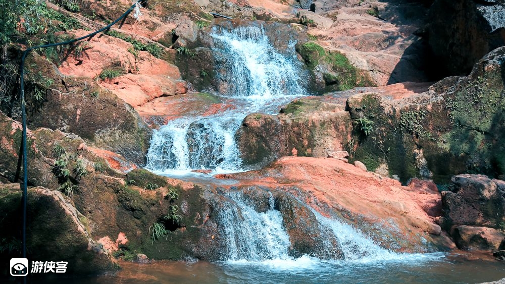 8周六,新线首发,走进大邑弯弓崖,打卡清凉夬石瀑布,听蝉噪蛙鸣,流水