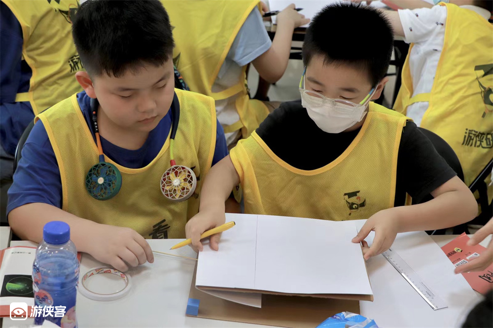 【游侠研学丨机械系列 · 勘测雷达】往返大巴接送,溯游一战,寻访“侦查奇兵”,探寻雷达的前世今生,深入学习雷达波段与组成,了解防御雷达制造发明,感受雷达探测未知的奇妙