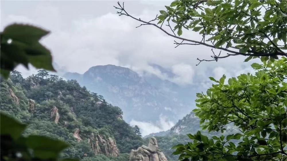 【告别夏日·百泉山】9-10月秋后山泉应景,沿着小溪徒步,听泉水淙淙清脆悦耳,看两侧众多奇峰怪石,秋印浮现百泉山1日徒步环穿