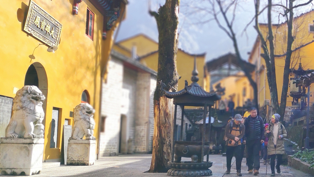 【九华山穿越·冬日特辑3日】1—2月,登百岁宫望睡佛,晨钟古寺看日出,天台-花台-打鼓岭大穿越,寻诗仙李白踪迹,探小众桃花潭晨雾,打卡太平湖千岛风光(中午集合)