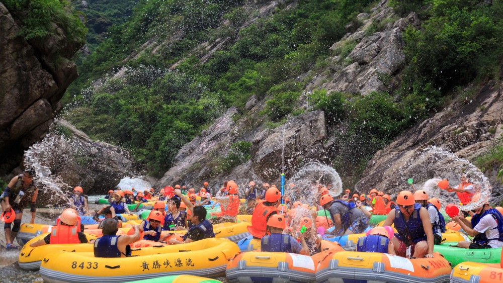 激爽夏日丨清远黄腾峡漂流，夏日清凉之旅  
