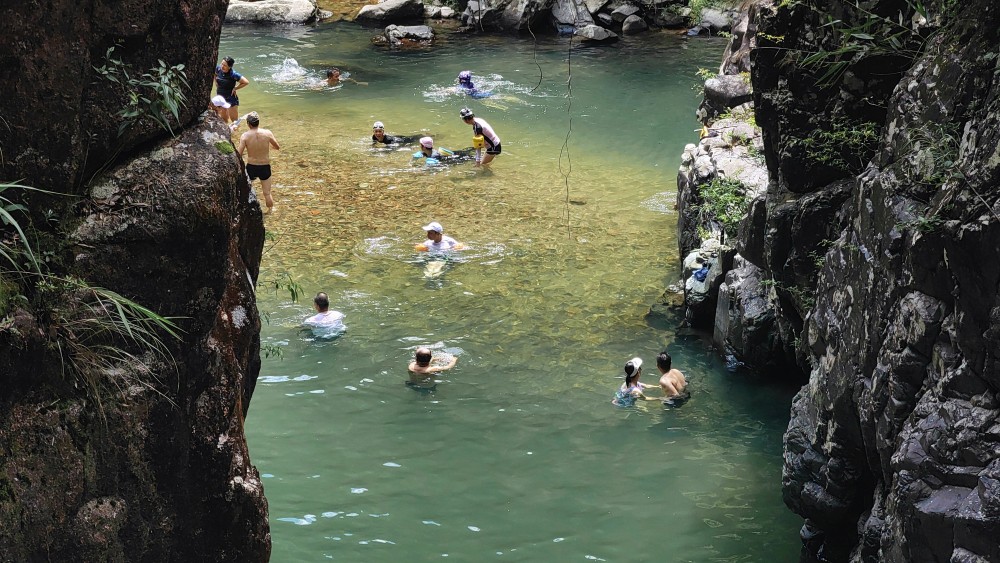 惠州玩水丨南昆山之溯溪、泡潭，品地道农家乐一日游