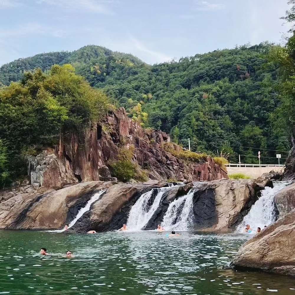 西施岩·嵊州小乌溪丨绍兴小三峡,轻徒戏水