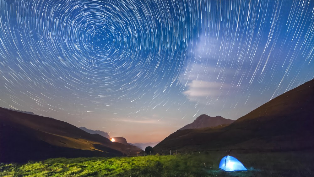 英仙座流星雨· 太子尖丨星空露营，看晨曦与晚霞