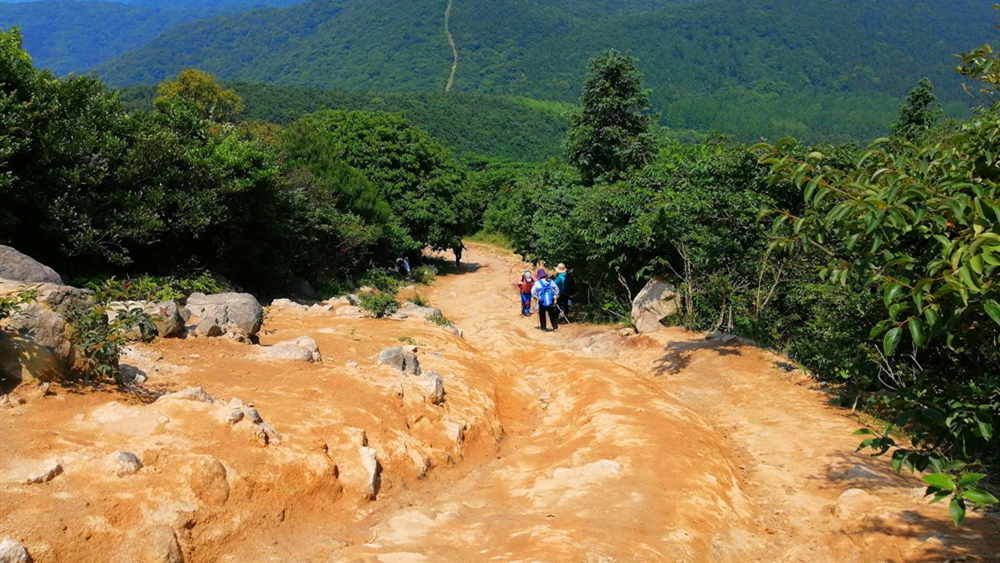 疾速追山·飞鹰线｜登山观湖，挑战宁波zui美虐线